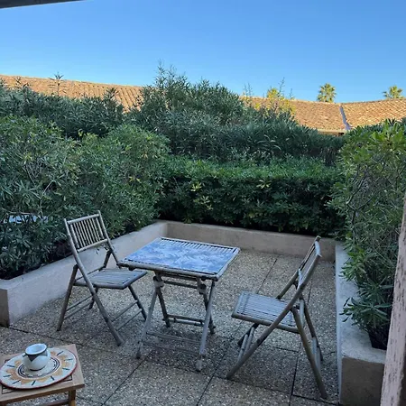 Apartment With Terrace In The Center With Ac *